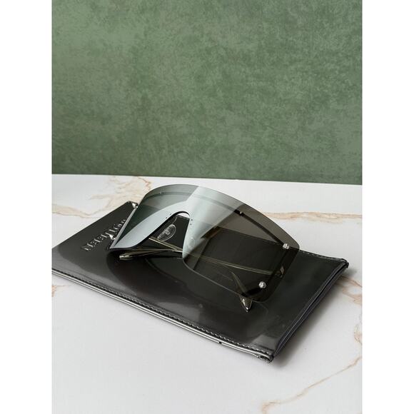 NEW Alexander McQueen AM0412S Silver Mirror Mask Sunglasses